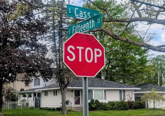 5th image of 213 E Fifteenth St, Traverse City, MI 49684 | MLS# 80068448