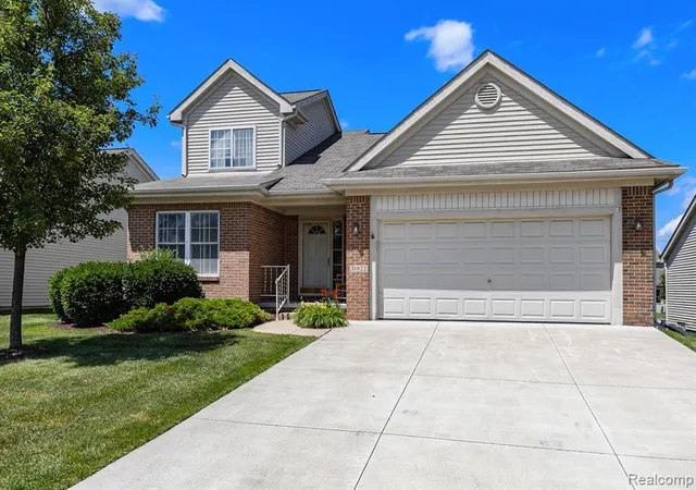 2nd image of 31022 Birchlawn St, Garden City, MI 48135 | MLS# 60933968