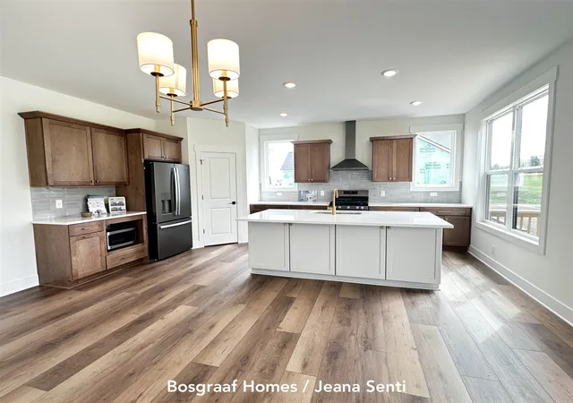 2nd image of 1678 Round Barn Dr, Hudsonville, MI 49426 | MLS# 70506362