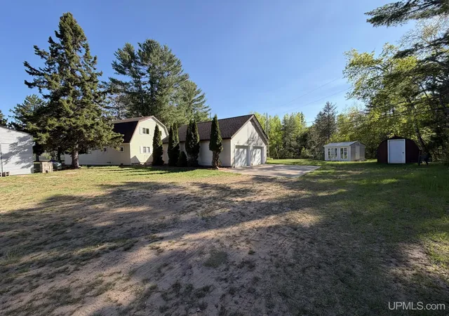 Homes for sale in Gwinn, MI | 85 E Johnson Lake Rd, Gwinn, MI 49841 | MLS# 50211529