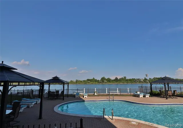 Photo 16 of Condo for sale at 3301 Biddle Ave #2B, Wyandotte, MI 48192 6268 | MLS# 61025227 | Listing updated on 2026-08-31