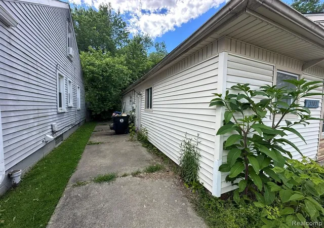 Homes for sale in Redford, MI | 15589 Norborne Ave, Redford, MI 48239 | MLS# 61004702