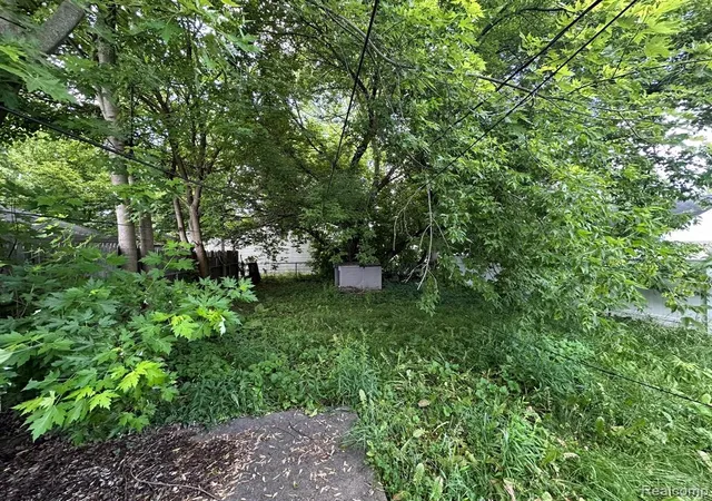 Homes for sale in Redford, MI | 15589 Norborne Ave, Redford, MI 48239 | MLS# 61004702