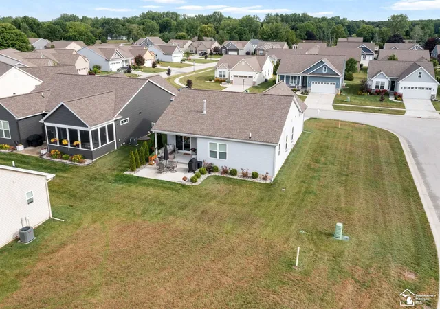 Homes for sale in Lambertville, MI | 4157 Caitlin Ct, Lambertville, MI 48144 | MLS# 50212993