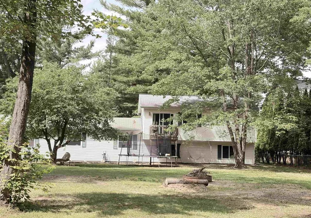 1st image of 127 E Shadow Lake Rd, Prudenville, MI 48651 | MLS# 50213771
