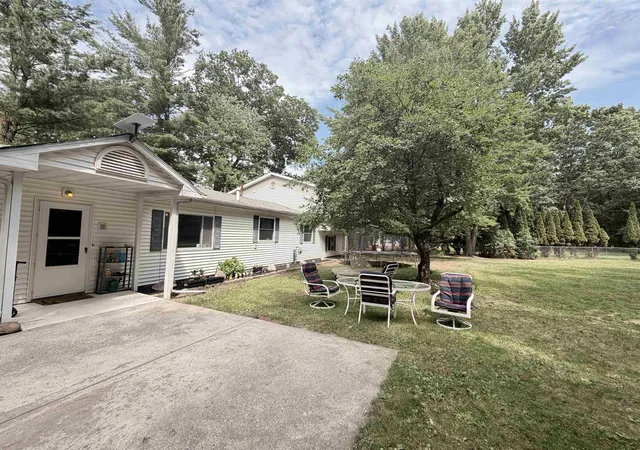 44th image of 127 E Shadow Lake Rd, Prudenville, MI 48651 | MLS# 50213771