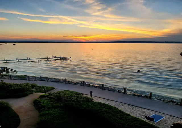 Photo 4 of Condo for sale at 2035 N US 31 #2306, Traverse City, MI 49686 | MLS# 80066610 | Listing updated on 2026-04-10
