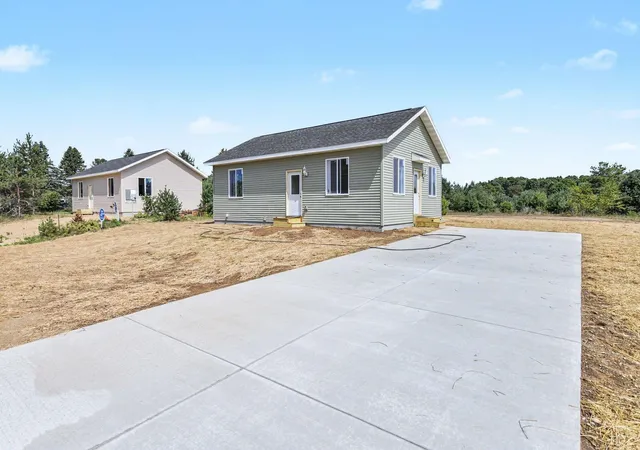 5th image of 8505 Grant Rd, Mancelona, MI 49659 | MLS# 80067686