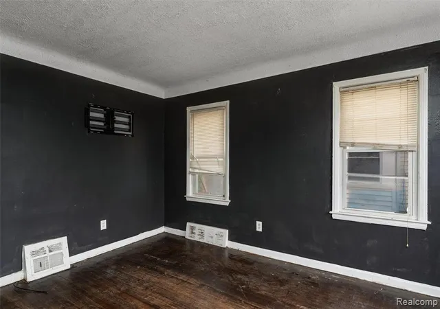 5th image of 18565 Vaughan St, Detroit, MI 48219 | MLS# 60982980
