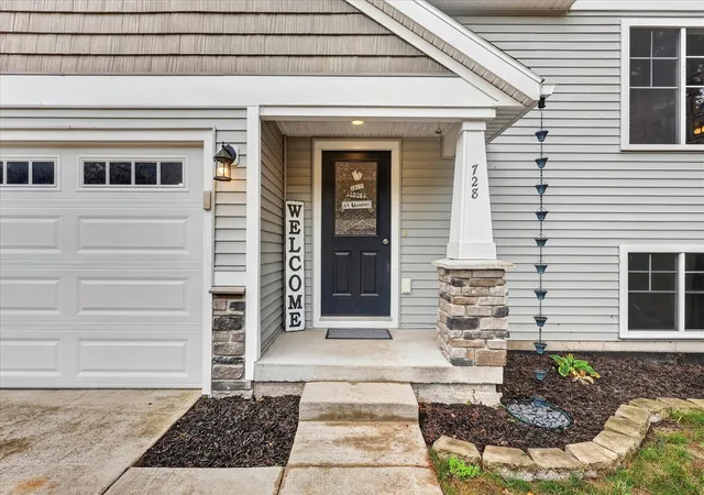 5th image of 728 W River Hills Ct, Newaygo, MI 49337 | MLS# 70549094