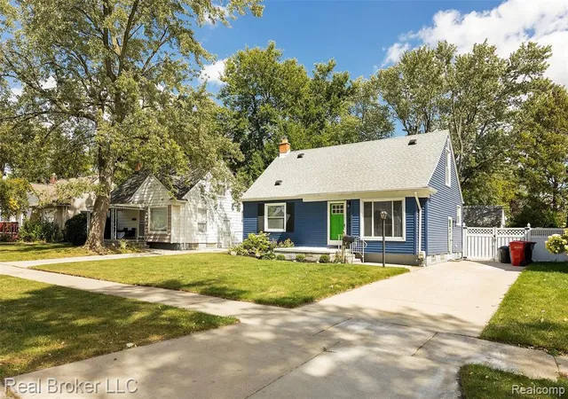28th image of 28740 Fairfax St, Southfield, MI 48076 | MLS# 60935064