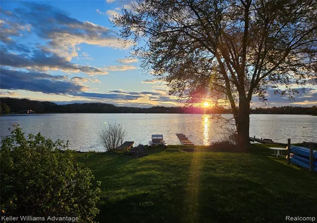 5th image of 2219 Gray Rd, Lapeer, MI 48446 | MLS# 60988866