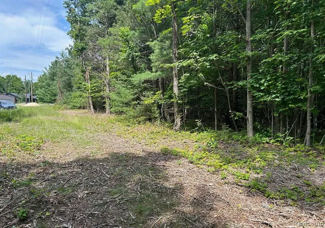 16th image of 0 0 Eddie Way, Traverse City, MI 49685 | MLS# 60393081