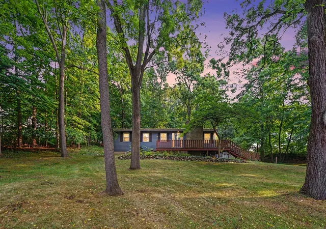 Photo 2 of Sale Pending at 400 W Jackson St, Augusta, MI 49012 | MLS# 70553357 | Listing updated on 2026-09-11