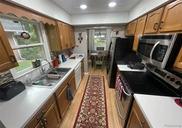 Photo 5 of Condo for sale at 3969 Butternut Ct #4, Port Huron, MI 48060 | MLS# 61019571 | Listing updated on 2026-09-04