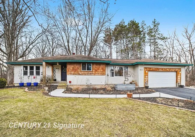 Homes for sale in Midland, MI | 611 Sandow Rd, Midland, MI 48640 | MLS# 50202983