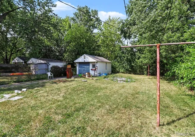 Photo 23 of Single family home for sale at 16299 Manning St, Detroit, MI 48205 2030 | MLS# 61025200 | Listing updated on 2026-08-29