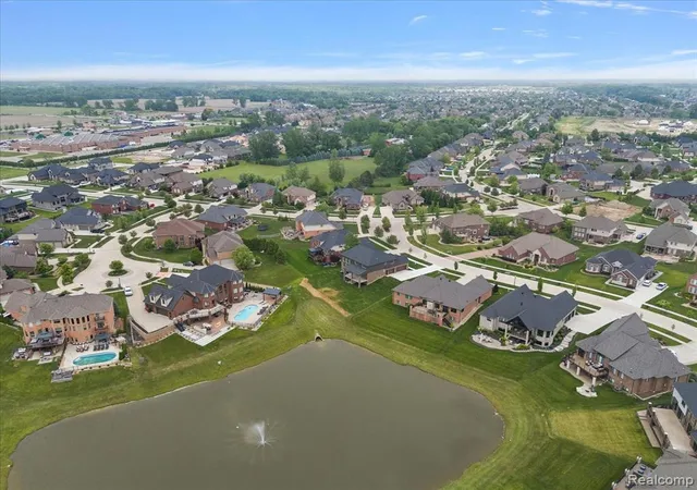 55th image of 16199 Via Colico, Macomb, MI 48042 | MLS# 61022287