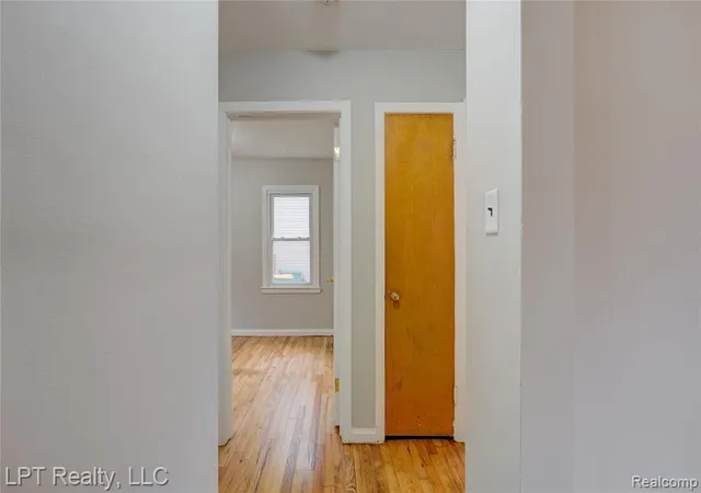 Photo 5 of Sale Pending at 23038 Violet St, Farmington, MI 48336 3379 | MLS# 61004147 | Listing updated on 2026-09-03