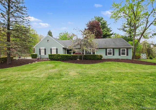 1st image of 2601 Old Plank Rd, Milford, MI 48381 | MLS# 61010735