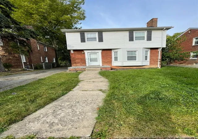 4th image of 9375 Penrod St, Detroit, MI 48228 | MLS# 60373402