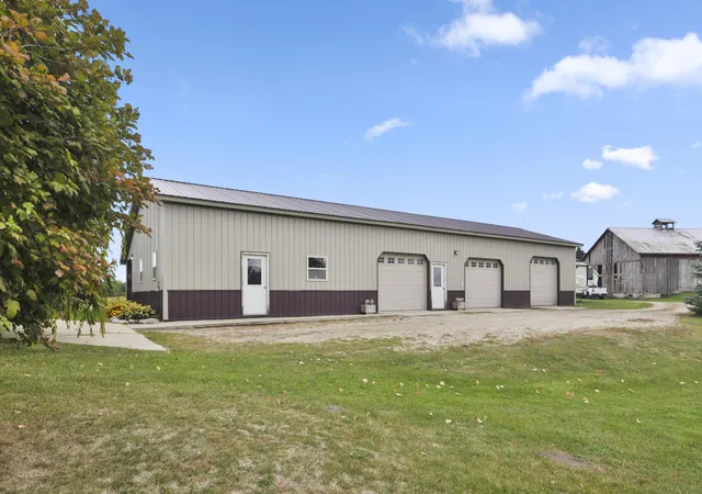 2nd image of 3626 90th Ave, Evart, MI 49631 | MLS# 80072560