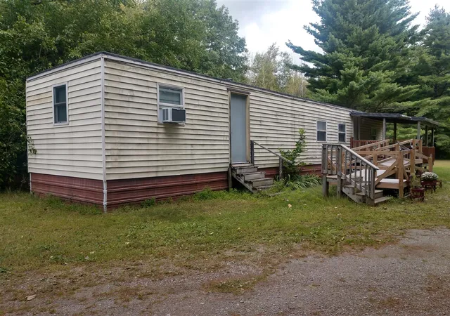 1st image of 8653 E Remus Rd, Mount Pleasant, MI 48858 | MLS# 70492427