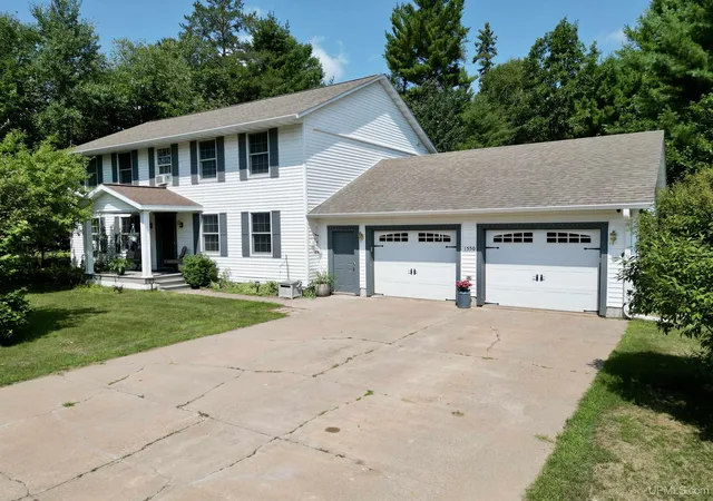 Photo 1 of Single family home for sale at 1550 Cypress St, Ishpeming, MI 49849 | MLS# 50217917 | Listing updated on 2026-08-18