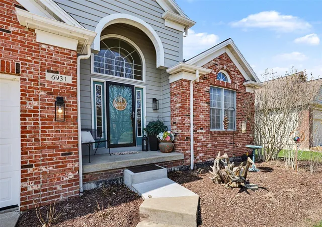 Listing Photo 4 - Condo for sale in building located at 6931 Crystal Vw Dr, Caledonia, MI 49316