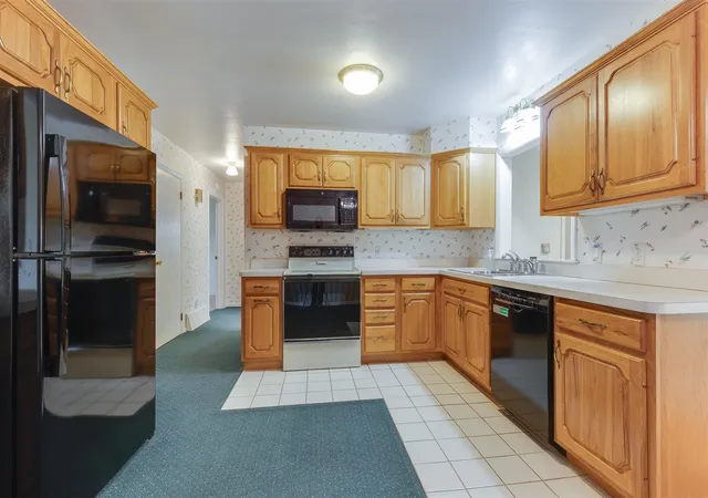 Homes for sale in Lansing, MI | 7535 Yorktown Rd, Lansing, MI 48917 | MLS# 70536089