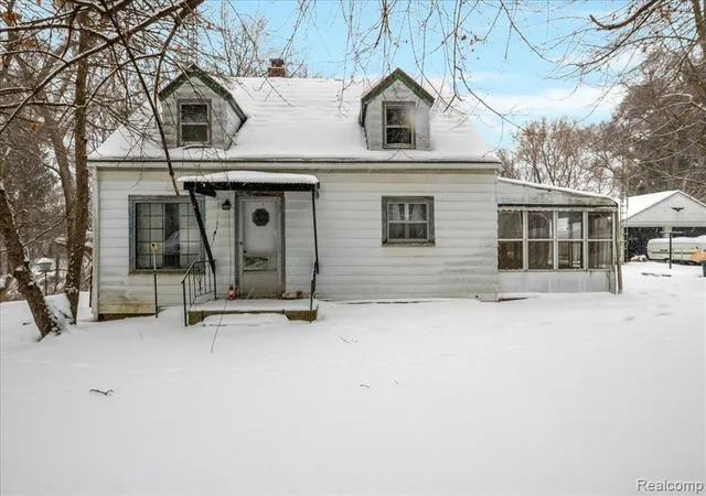 Homes for sale in Whitmore Lake, MI | 7348 Bennett Dr, Whitmore Lake, MI 48189 | MLS# 60975224