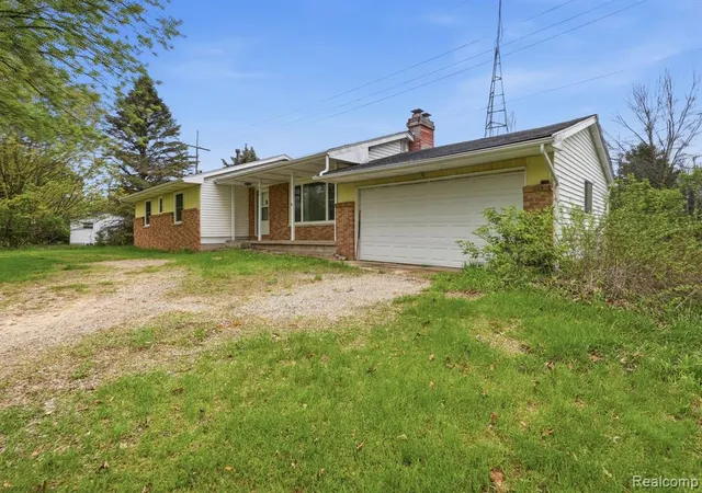 Photo 3 of Sale Pending at 396 Plum Crk Rd, Lapeer, MI 48446 | MLS# 60992014 | Listing updated on 2026-07-13