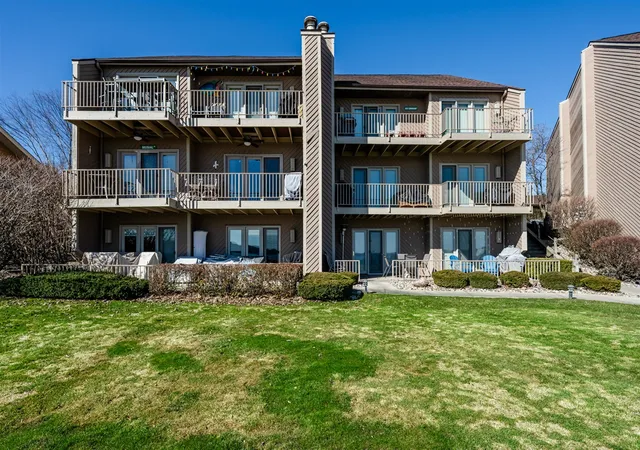Homes for sale in Coloma, MI | 5251 Paw Paw Lake Rd #16, Coloma, MI 49038 | MLS# 70518681