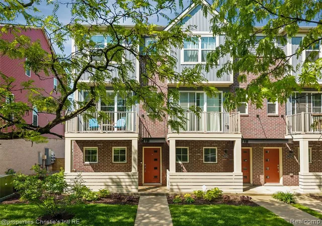 1st image of 5151 Avery #18, Detroit, MI 48208 | MLS# 60996311