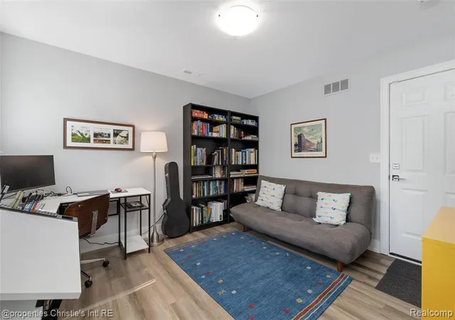 3rd image of 5151 Avery #18, Detroit, MI 48208 | MLS# 60996311