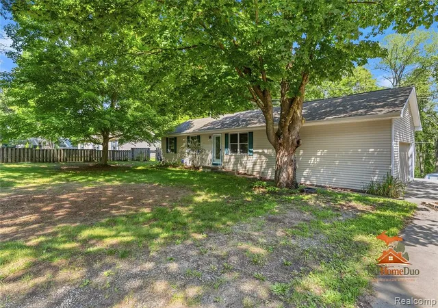 Homes for sale in Pinckney, MI | 11231 Mcgregor Rd, Pinckney, MI 48169 | MLS# 61009478