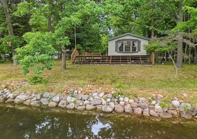 Photo 1 of Sale Pending at 1046 Vallado Dr, Lake Isabella, MI 48893 | MLS# 70548703 | Listing updated on 2026-08-27