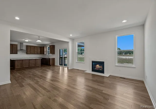 3rd image of 26695 Starters Wy, South Lyon, MI 48178 | MLS# 60994599