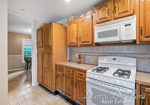 Homes for sale in Ionia, MI | 854 W Washington St, Ionia, MI 48846 | MLS# 70543149