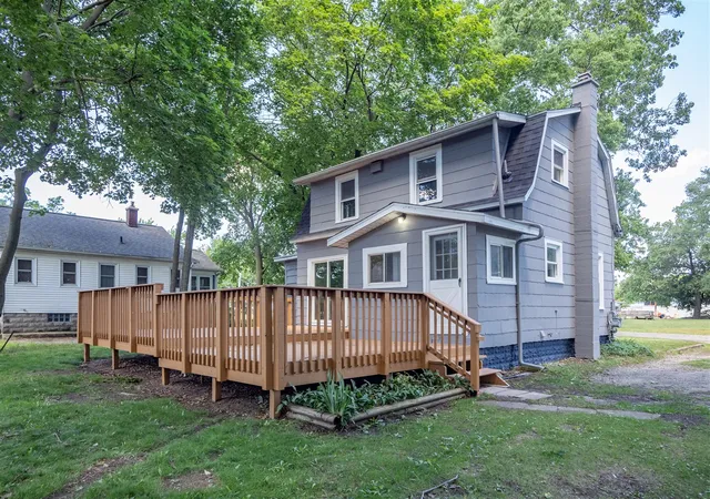 Homes for sale in Portage, MI | 2206 Clarence Dr, Portage, MI 49002 | MLS# 70538932