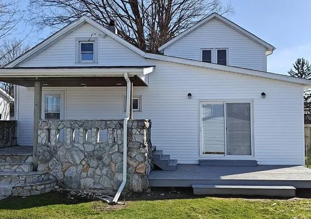 Homes for sale in Eau Claire, MI | 6627 E Berrien St, Eau Claire, MI 49111 | MLS# 70515979