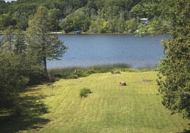 4th image of 4859 Rushton Rd, Central Lake, MI 49622 | MLS# 80071961