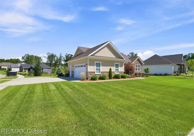Photo 3 of Single family home for sale at 1247 Timberleaf Dr, Brighton, MI 48114 6816 | MLS# 61025145 | Listing updated on 2026-09-13