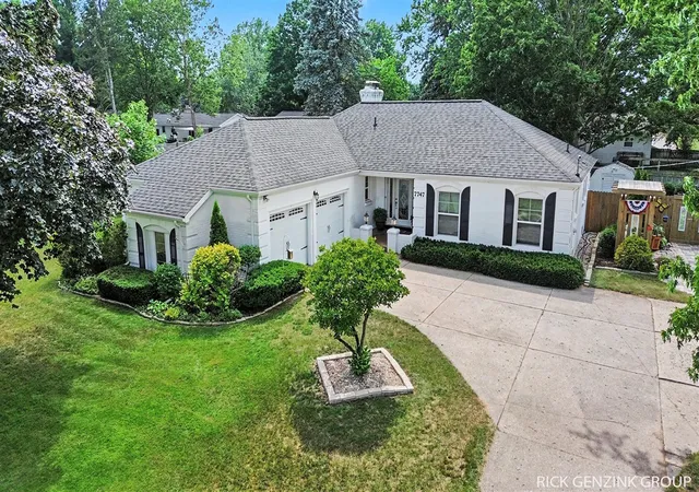 Homes for sale in Jenison, MI | 7747 Park Lane Ave, Jenison, MI 49428 | MLS# 70542553