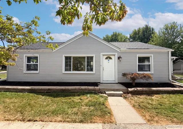 1st image of 26375 Normandy St, Roseville, MI 48066 | MLS# 61016555