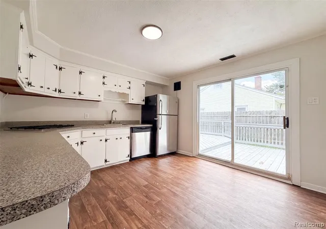 2nd image of 26375 Normandy St, Roseville, MI 48066 | MLS# 61016555