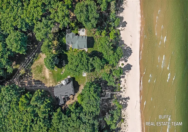 3rd image of 8282 W Harrison Rd, Mears, MI 49436 | MLS# 70533772