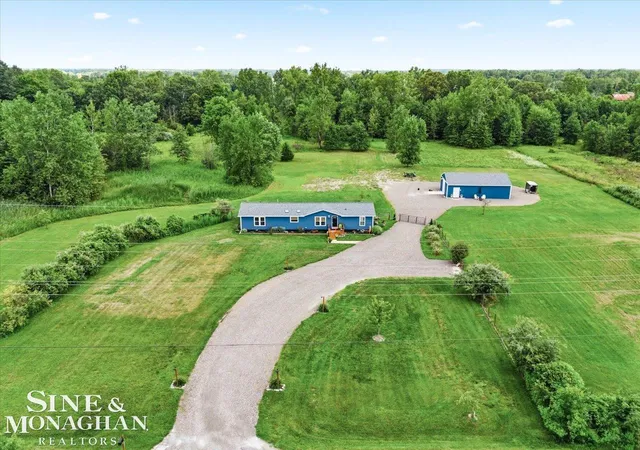 Photo 2 of Sale Pending at 9558 Arnold Rd, Fair Haven, MI 48023 | MLS# 50219319 | Listing updated on 2026-08-27