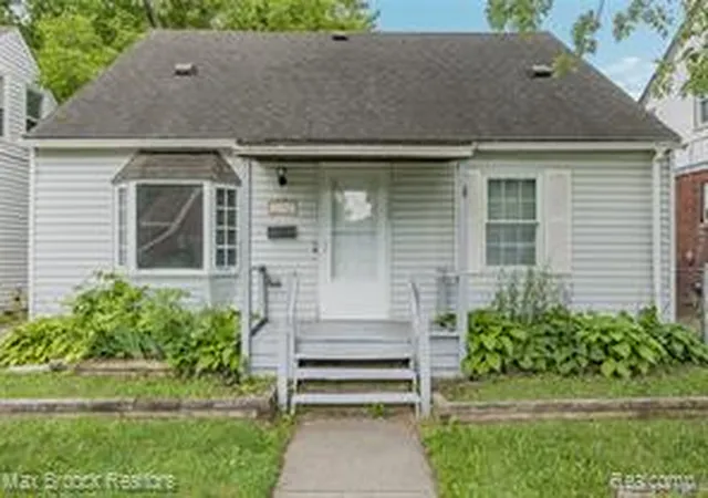 Homes for sale in Redford, MI | 19950 Norborne, Redford, MI 48240 | MLS# 61009693