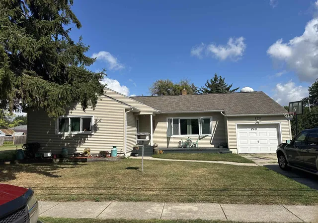 Photo 2 of Sale Pending at 372 E Alice St, Merrill, MI 48637 | MLS# 50220153 | Listing updated on 2026-09-15